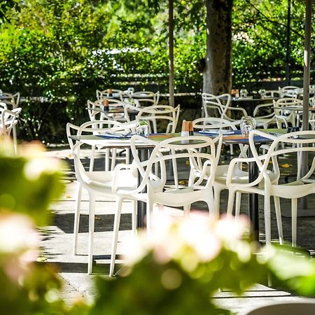 Logis Hotel & Restaurant Le Cadet De Gascogne Saint-Justin  Exteriér fotografie