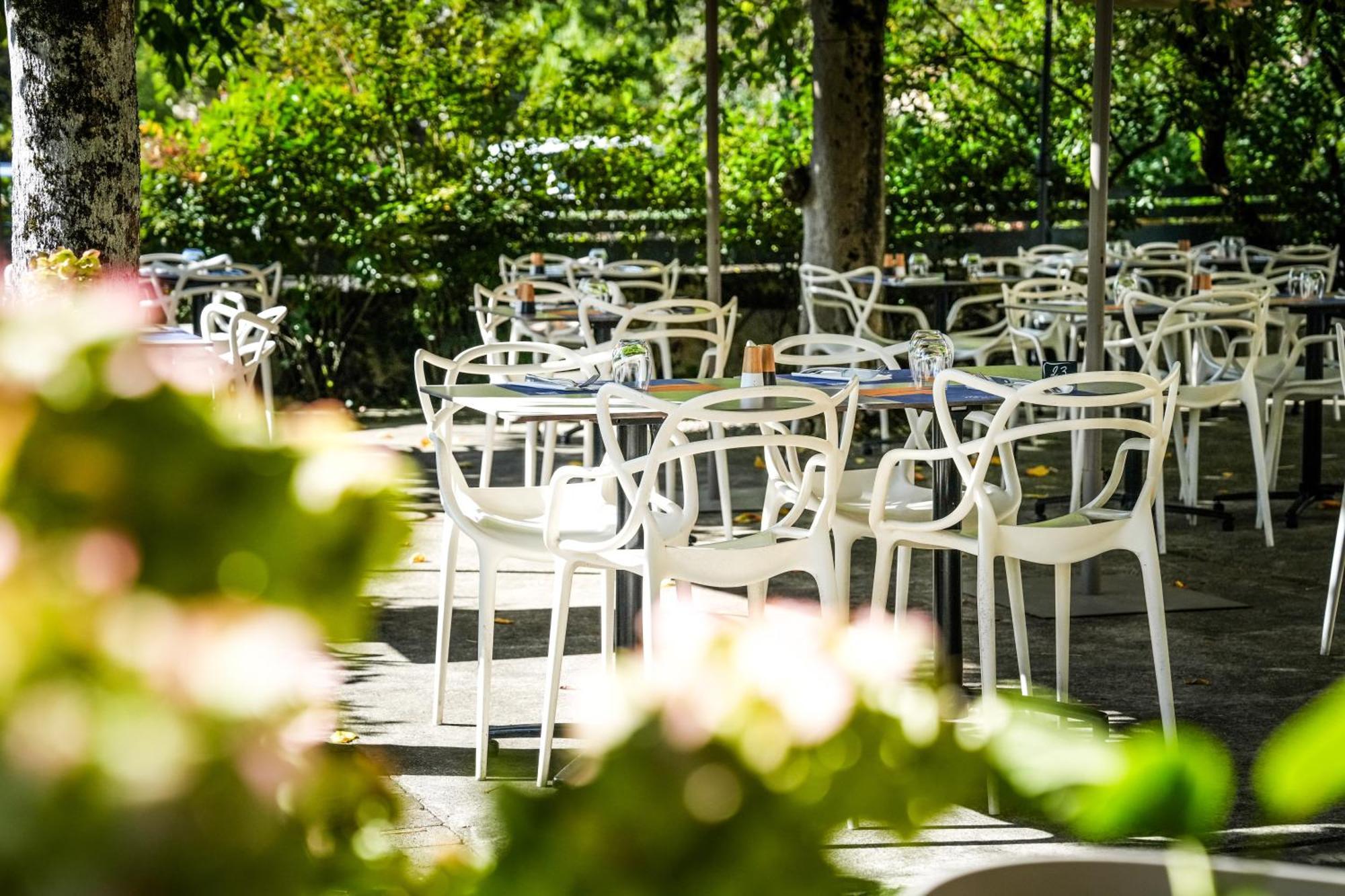 Logis Hotel & Restaurant Le Cadet De Gascogne Saint-Justin  Exteriér fotografie