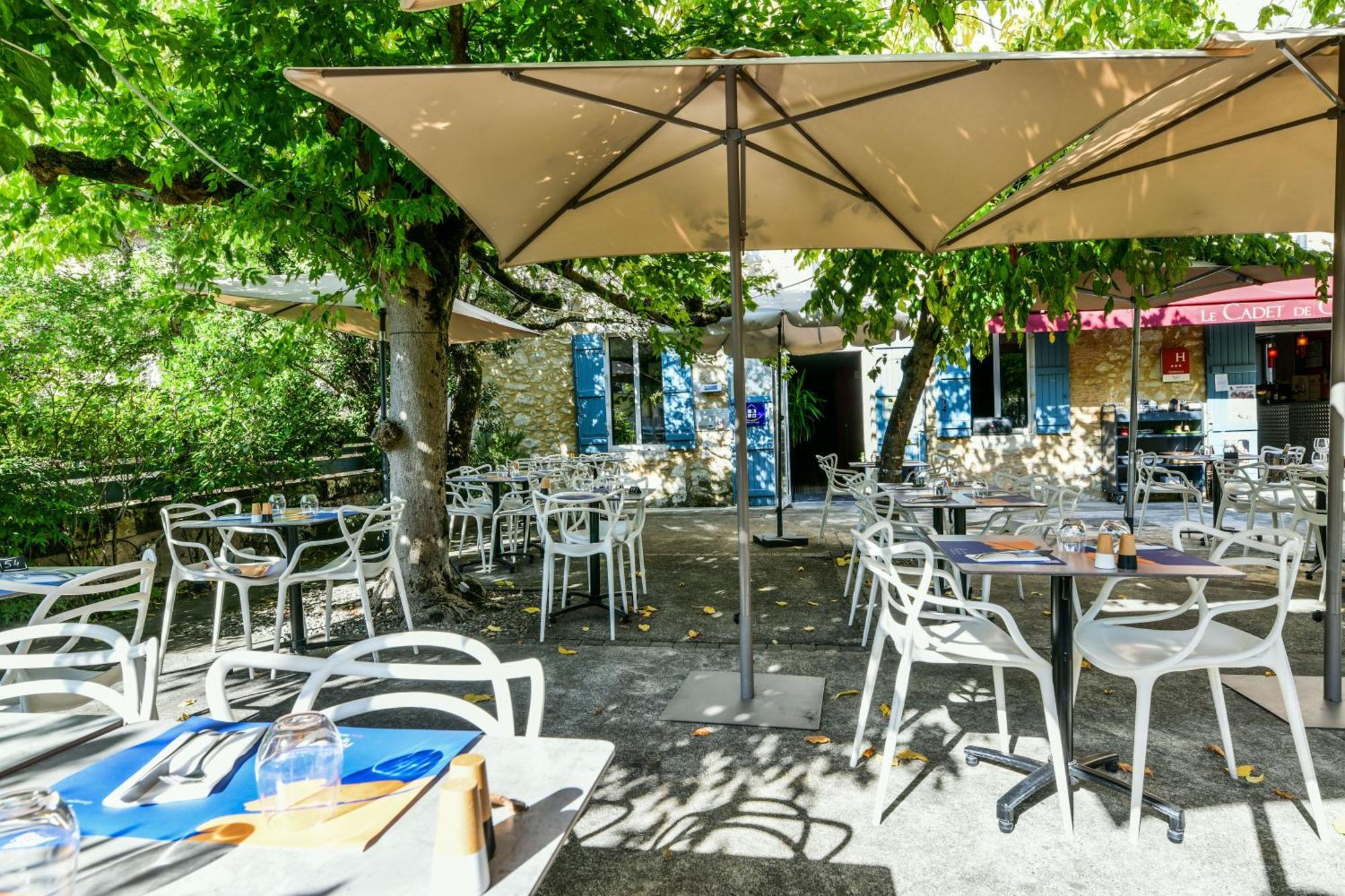Logis Hotel & Restaurant Le Cadet De Gascogne Saint-Justin  Exteriér fotografie