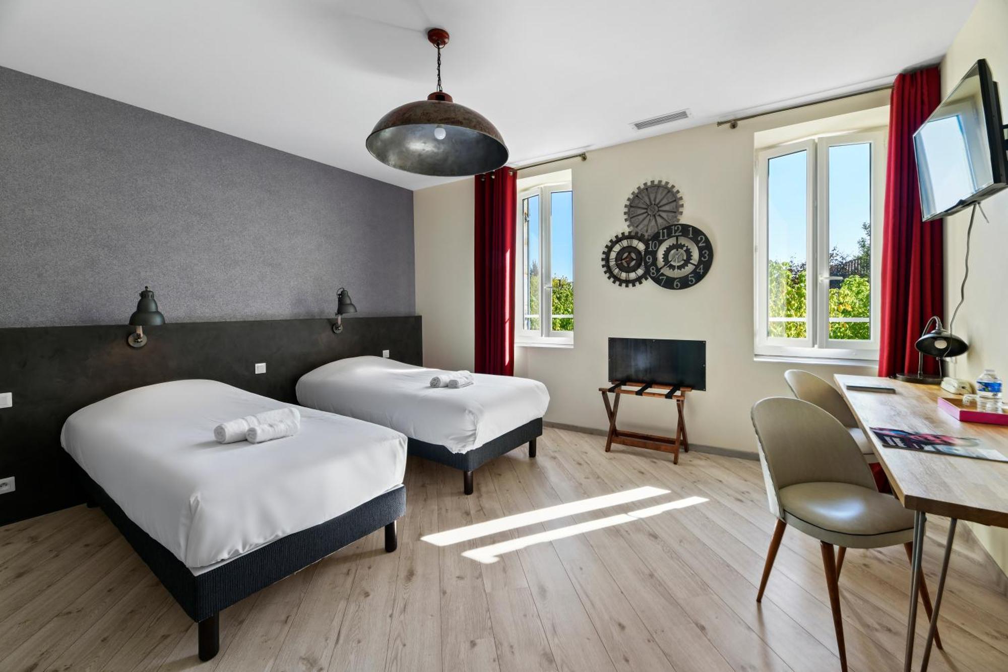 Logis Hotel & Restaurant Le Cadet De Gascogne Saint-Justin  Exteriér fotografie